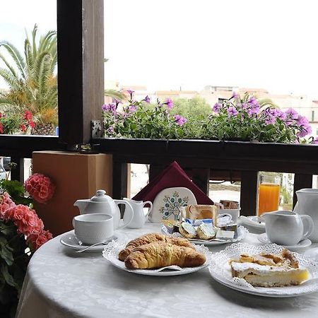 סטינטינו Lina Hotel מראה חיצוני תמונה