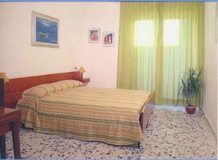 סטינטינו Lina Hotel מראה חיצוני תמונה