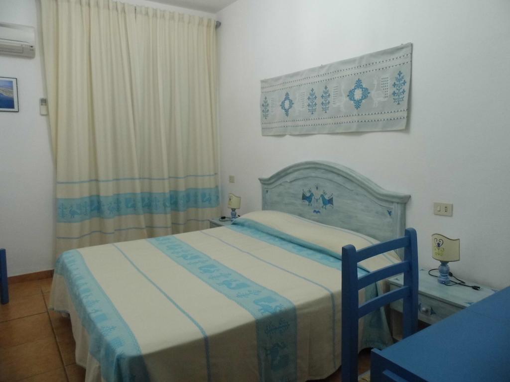 סטינטינו Lina Hotel חדר תמונה